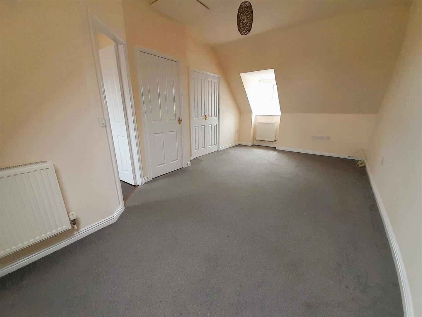 Porth Y Gar, Llanelli, SA14 9TJ
